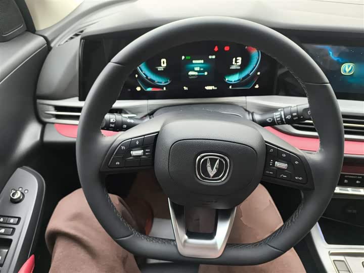 Changan CS55 PLUS 2022 1.5 T DCTLuxury — фото 3