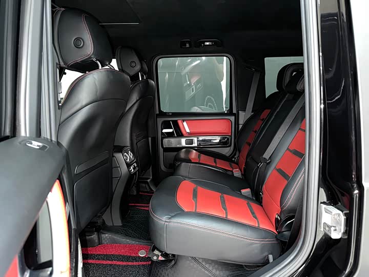 Mercedes-Benz G-Class 2019 AMG G 63 — фото 9