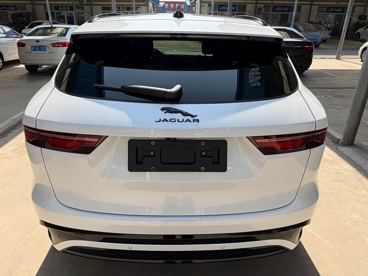 Jaguar F-PACE 2024 P 250 R-Dynamic SE — фото 9