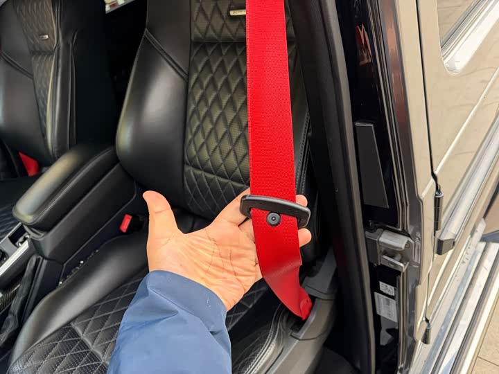 Mercedes-Benz G-Class 2018 AMG G 63 — фото 11