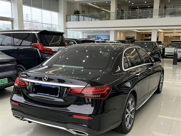 Mercedes-Benz E-Class 2021 E 300 L Luxury — фото 5