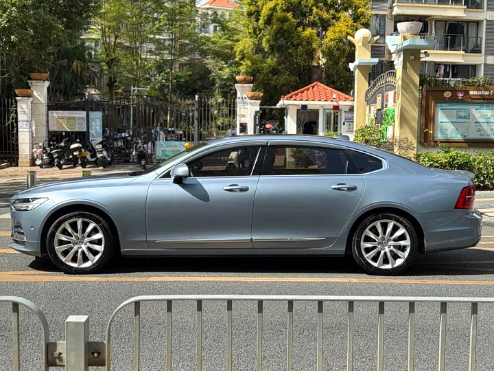Volvo S90 2017 T 5 — фото 16