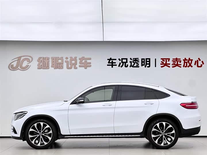 Mercedes-Benz GLC 2017 GLC 260 4 MATIC SUV — фото 3