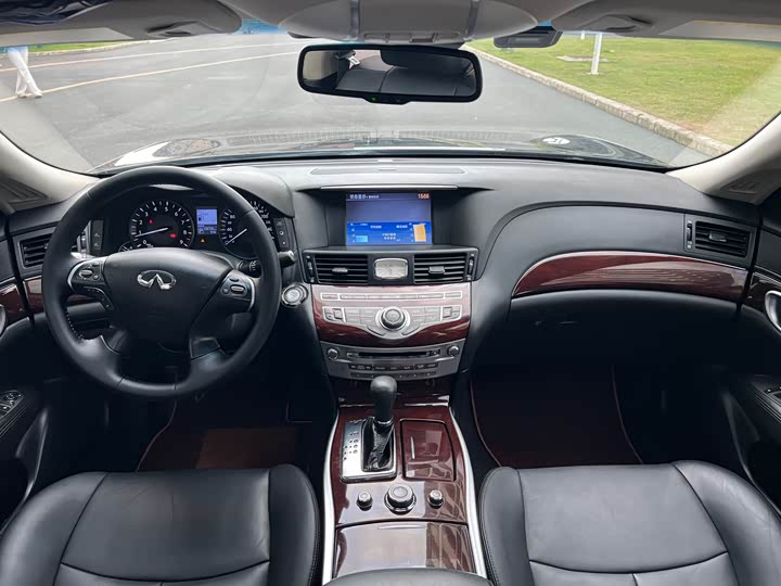 Infiniti Q70 2017 Q 70 L 2.5 L — фото 12