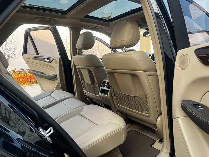 Mercedes-Benz M-Class 2015 ML 400 4 MATIC — фото 17
