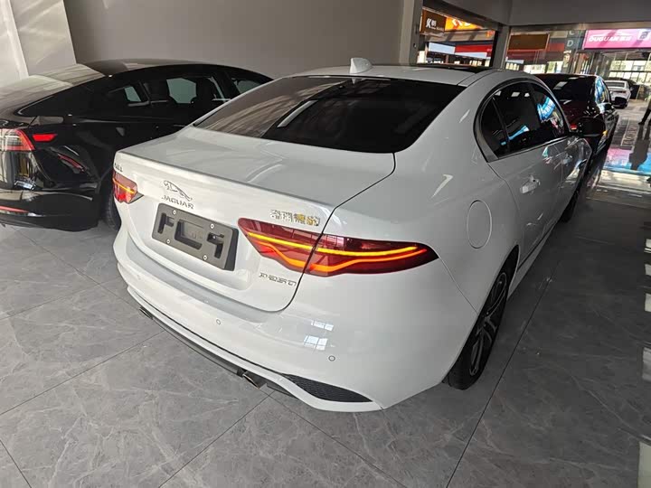 Jaguar XEL 2024 2.0 T 250 PS R-DYNAMIC S — фото 23