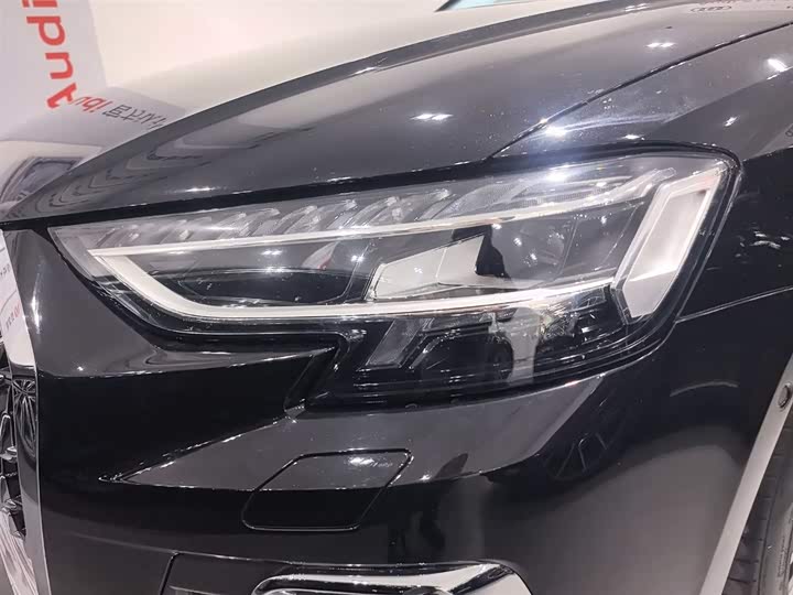 Audi A8 2023 A 8 L 50 TFSI quattro — фото 12