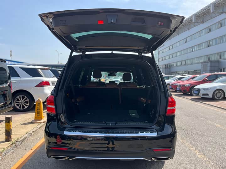 Mercedes-Benz GLS 2018 GLS 400 4 MATICLuxury — фото 28