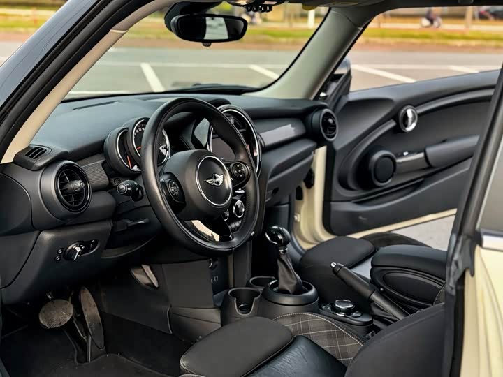 MINI Hatch — фото 11