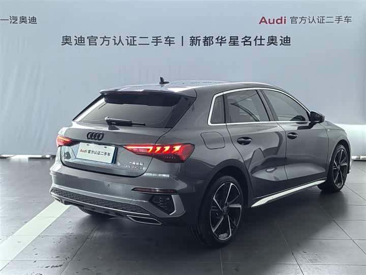 Audi A3 2024 Sportback 35 TFSI Sport — фото 4