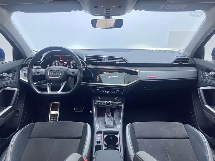 Audi Q3 2021 45 TFSI quattro — фото 16