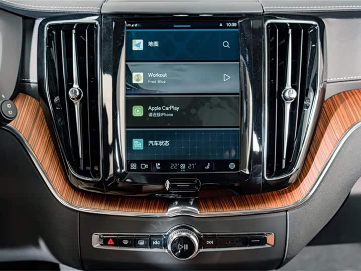Volvo XC60 2025 B 5 4 WD — фото 12