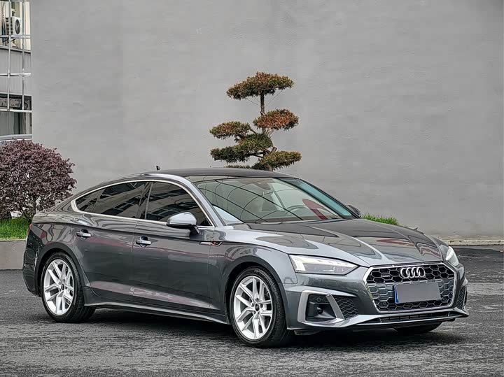 Audi A5 2024 Sportback 40 TFSI — фото 2