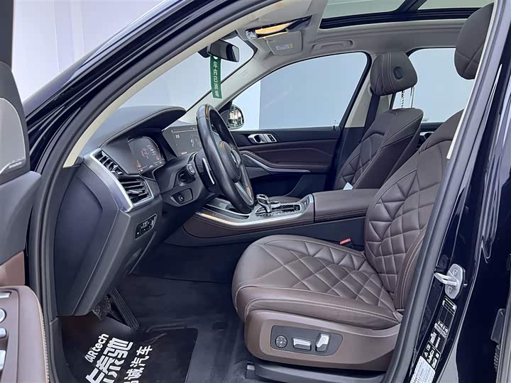 BMW X5 2022 x Drive 30 Li M — фото 18