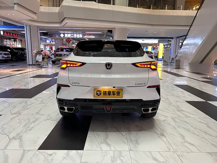 Changan UNI-T 2023 1.5 T Premium — фото 8