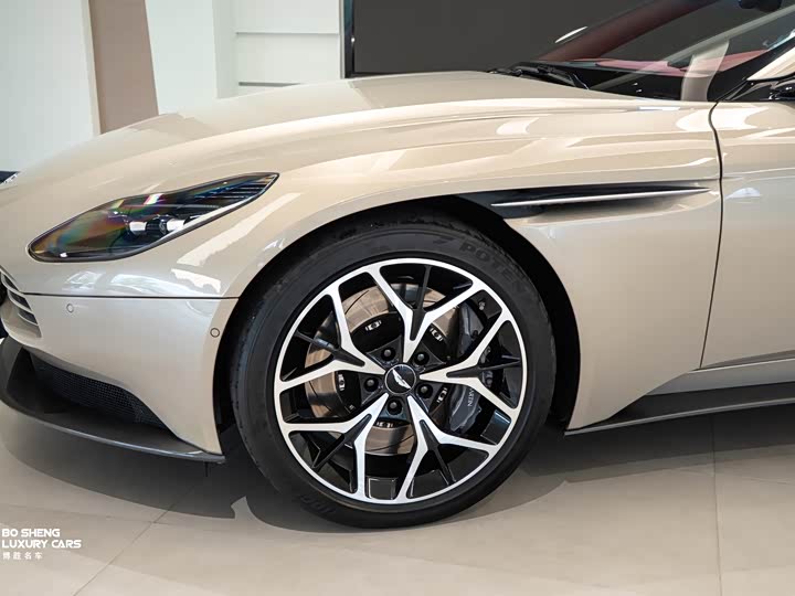 Aston Martin DB11 2019 4.0 T V 8 Volante — фото 20