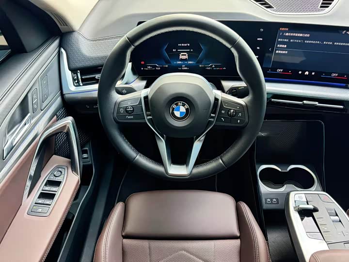 BMW X2 2025 s Drive 25i M — фото 9