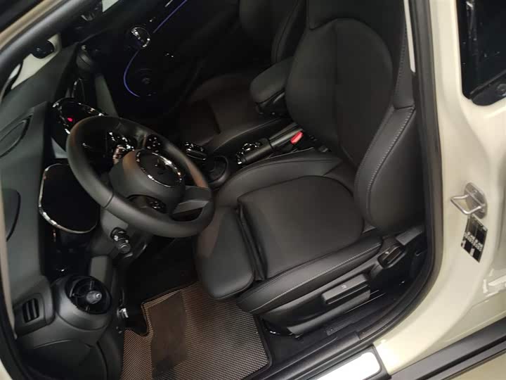 MINI Hatch — фото 15