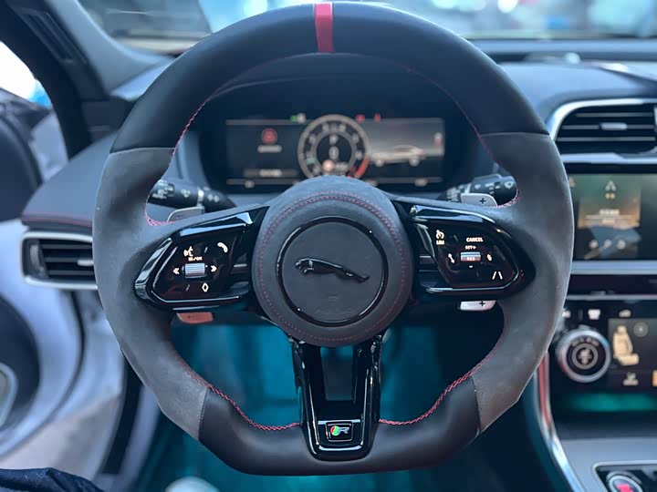 Jaguar XEL 2023 2.0 T 250 PS R-DYNAMIC S — фото 8