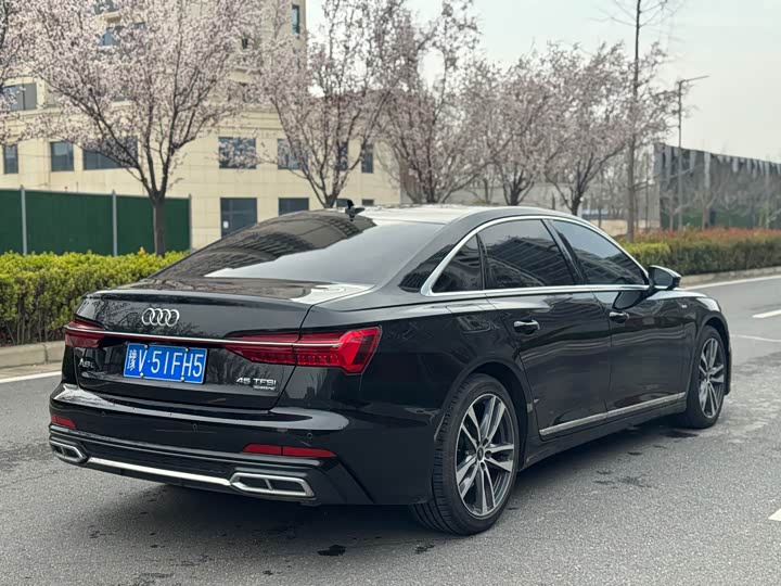 Audi A6L 2022 40 TFSI — фото 15