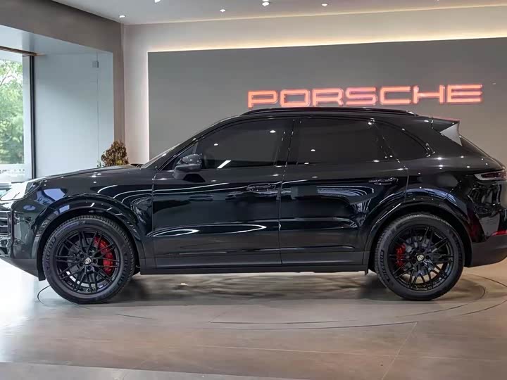 Porsche Cayenne 2024 Cayenne 3.0 T — фото 2