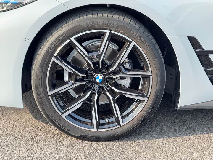 BMW 4-Series 2023 425i M — фото 21