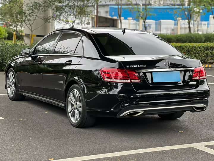 Mercedes-Benz E-Class рестайлинг E 260 L люкс — фото 6