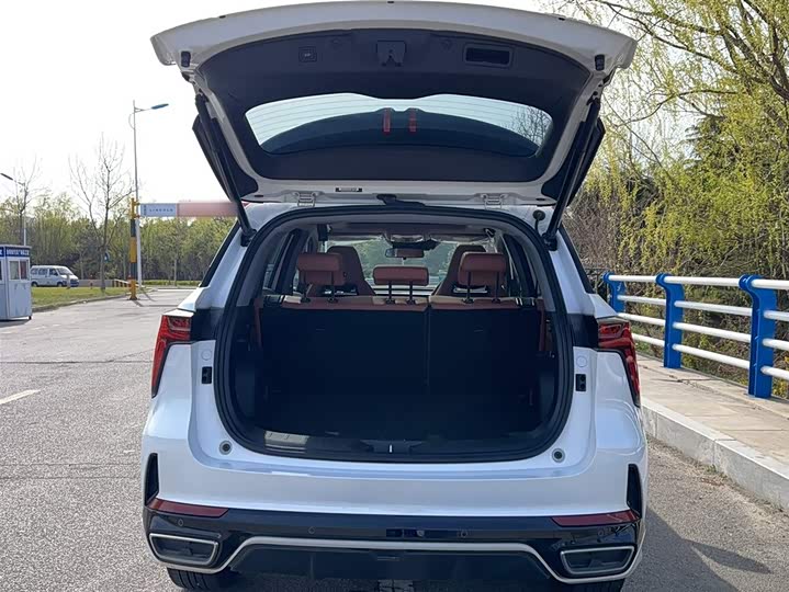 Changan CS75 PLUS 2024 2.0 T — фото 22