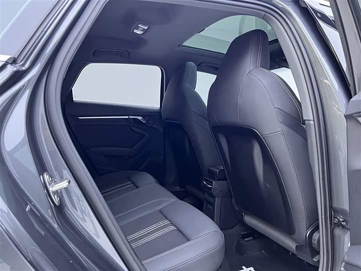 Audi A3 2024 Sportback 35 TFSI Sport — фото 23