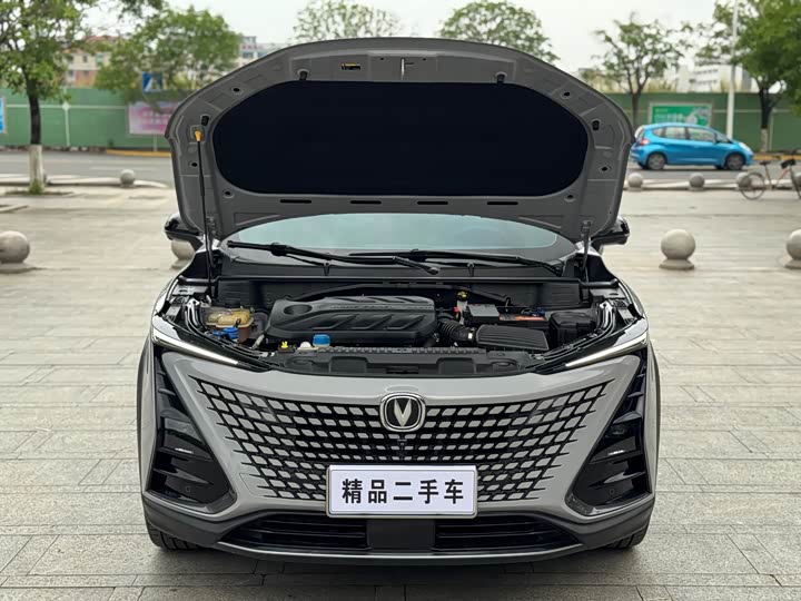 Changan UNI-T 2022 1.5 T Premium — фото 18