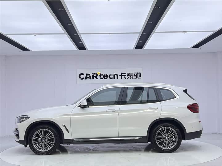 BMW X3 2019 x Drive 28i — фото 7