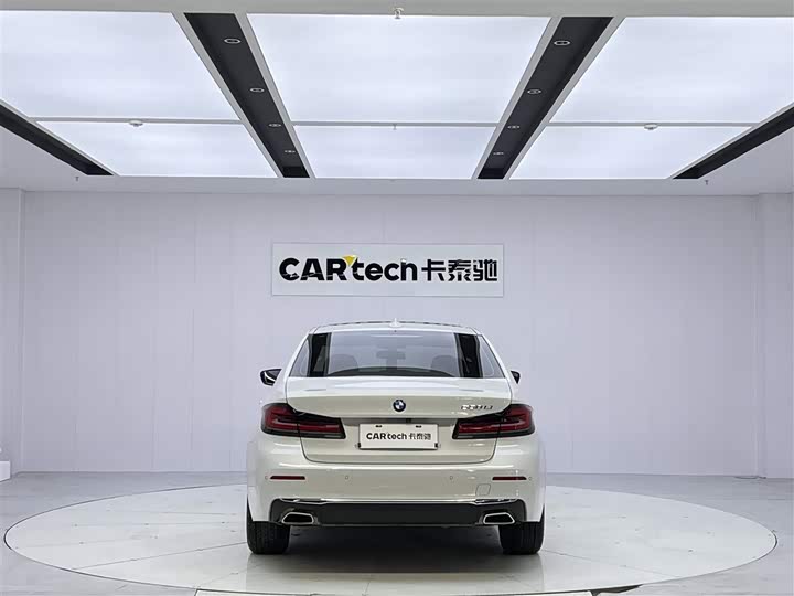 BMW 5-Series 2022 530 Li Leading — фото 13