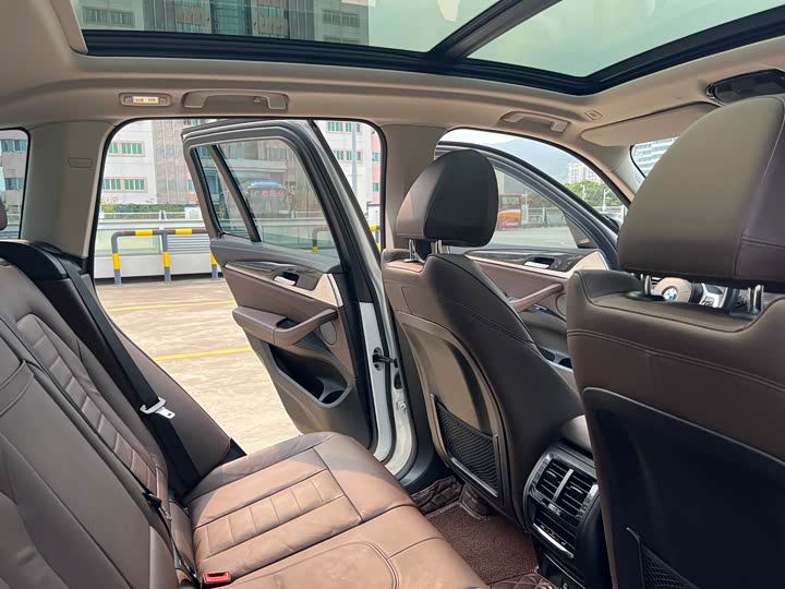 BMW X3 2020 x Drive 30i Leading M — фото 22