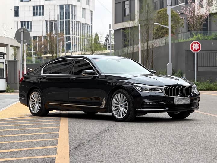 BMW 7-Series 2016 740 Li Leading — фото 3