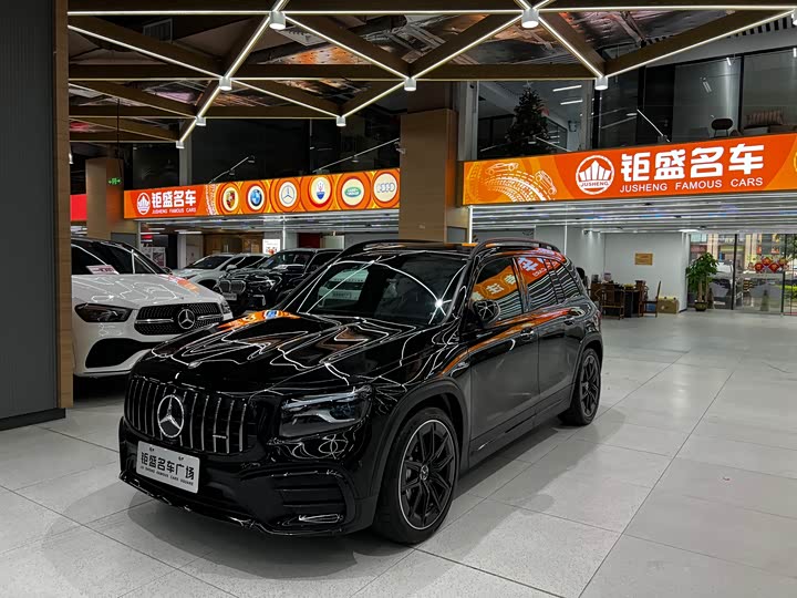 Mercedes-Benz GLB 2024 AMG GLB 35 4 MATIC — фото 1
