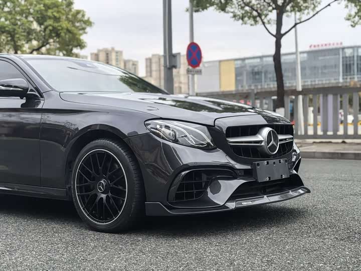 Mercedes-Benz E-Class 2017 E 200 Sport 4 MATIC — фото 4