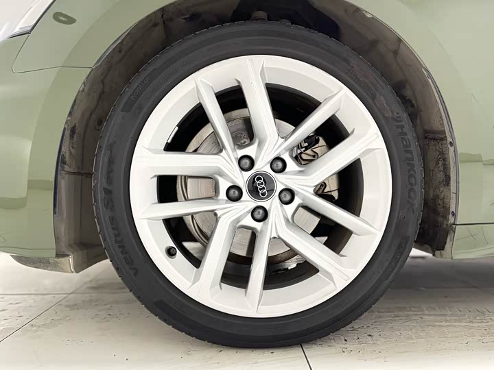 Audi A5 2024 Sportback 40 TFSI — фото 5