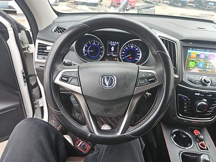 Changan CS35 2017 1.6 L MTLuxury — фото 11