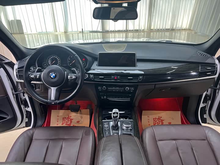 BMW X5 2018 x Drive 35i MSport — фото 13