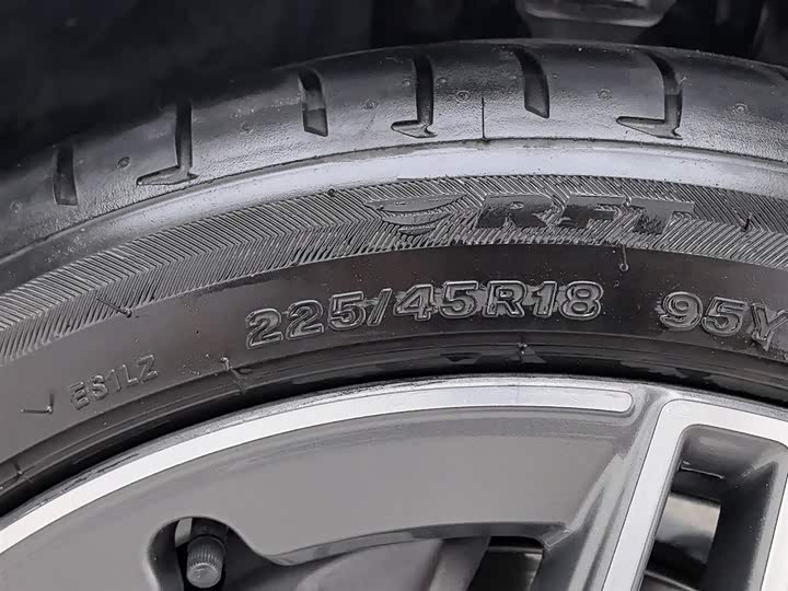 Mercedes-Benz C-Class 2019 C 260 — фото 24