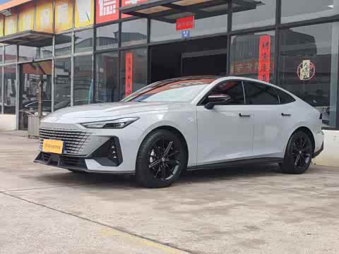 Changan UNI-V 2023 1.5 T Premium — фото 17