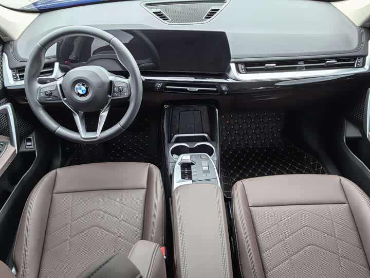 BMW X1 2024 s Drive 25 Li X — фото 11