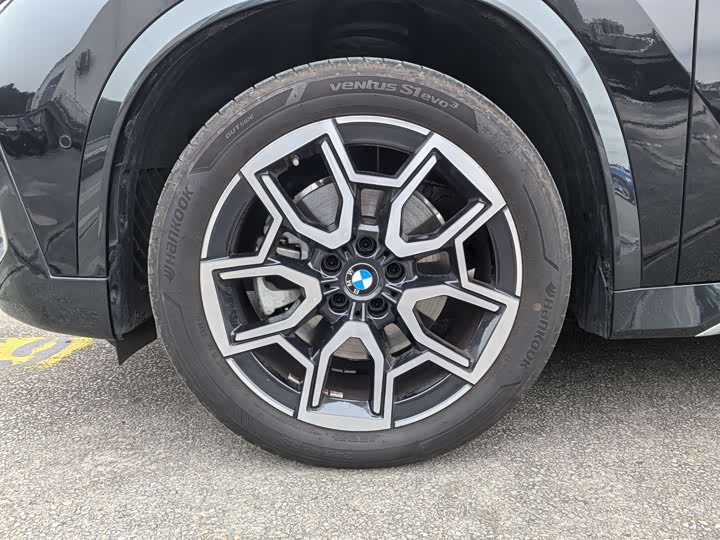 BMW X1 2024 s Drive 25 Li X — фото 9