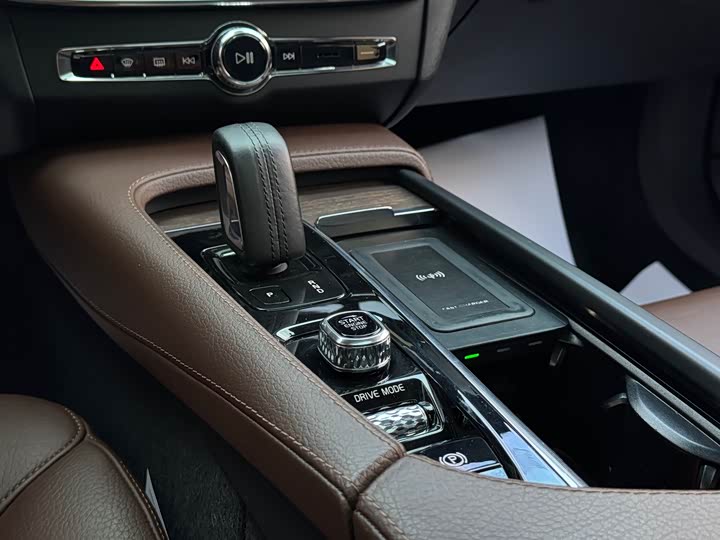 Volvo V90 2021 Cross Country B 5 AWD — фото 17
