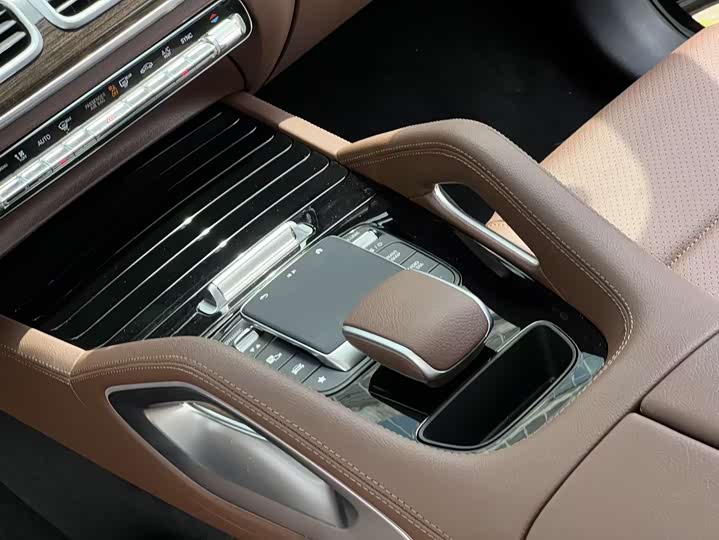 Mercedes-Benz GLE — фото 16