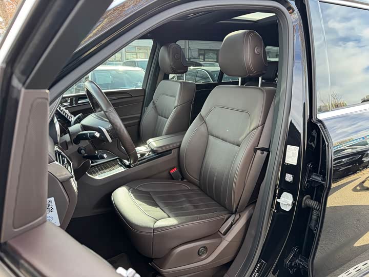 Mercedes-Benz GLS 2017 GLS 400 4 MATIC — фото 9