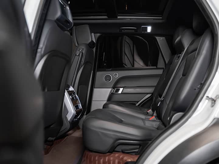 Land Rover Range Rover Sport — фото 19