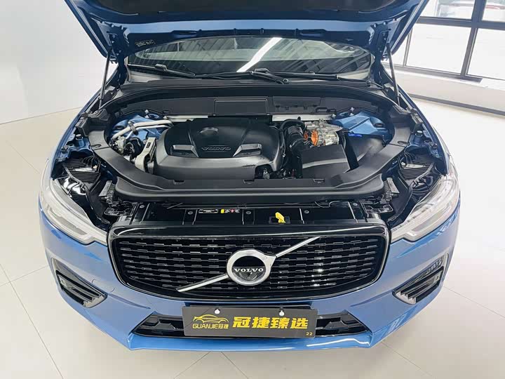 Volvo XC60 Hybrid 2021 T 8 E Hybrid — фото 2