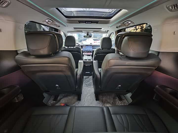 Trumpchi M8 2024 400 T — фото 15