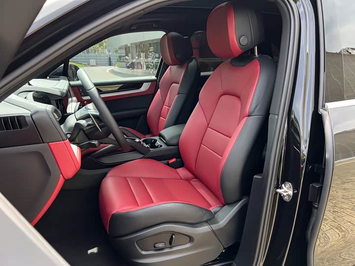 Porsche Cayenne 2025 Cayenne E-Hybrid 2.0 T — фото 25